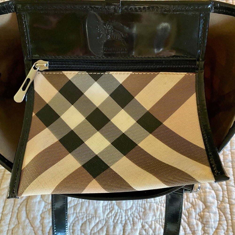 Burberry Beige Nova Check Tote with Black Trim and Red Accents - Picture 6 of 13